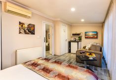 Others 6 Platine Hotels & Suites