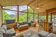 Lain-lain 'the Wow House' - Sapphire Home w/ Deck & Views!