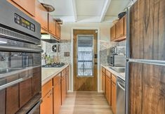 其他 6 Waterfront White Lake Vacation Rental!