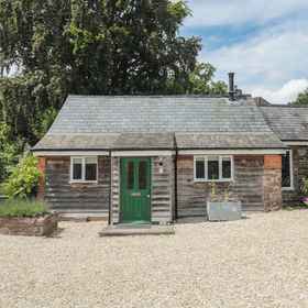 Primary image 1 Brimley Barn, The Wellington Cobbler Hotels