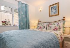 Others 3 Barons Mews