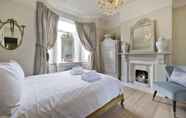 Others 4 Superb Garden Flat in North West London by Underthedoormat