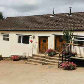 Primary image1Recently Renovated 3-bed Apartment on Exmoor,Nettlecombe飯店