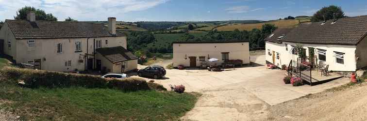 Lainnya Characteristic 6-bed Cottage on Exmoor