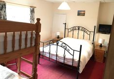 Lain-lain 2 Charming 3-bed House on Exmoor