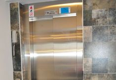 Others 3 Check in Hotel