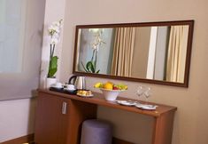 Others 6 THE COACH HOTEL