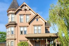 Others The Adams Pragge House