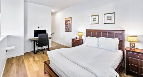 Khác 2 Airy and Open Corner Loft - 92 Walkscore