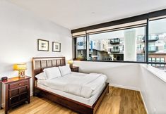 Khác 5 Airy and Open Corner Loft - 92 Walkscore