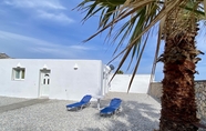 Others 4 Sea Sound Villa at Perivolos Santorini