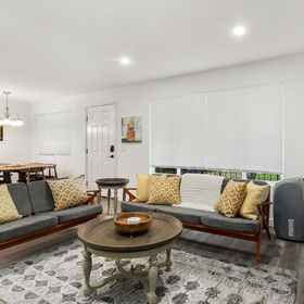 Primary image1Beacon Hill Retro - Central Location,金郡公寓