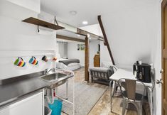 Khác 4 Ballard's vintage Moroccan Basement Stdo