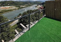 其他 6 Aurora Suit Bungalov