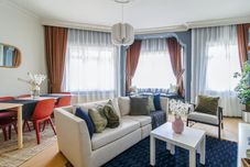 อื่นๆ Chic and Cozy Flat Near Istiklal Street in Beyoglu