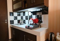 その他 6 Homey And Cozy Studio Room At Suites @Metro Apartment