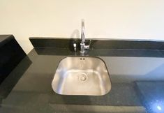 その他 4 Modern Look Studio Apartment At Marquis De Lafayette