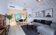 Lainnya 3 Stunning canal view apartment Yas island