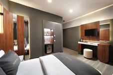 其他 SECOND SUIT OTEL