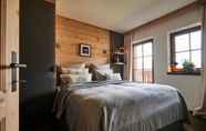 Others 4 Serviced Luxury Chalet Evi