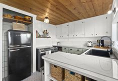 Others 5 Cedar and Sage