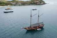 Others Komodo Pirate Boat - Phinisi Liveaboard