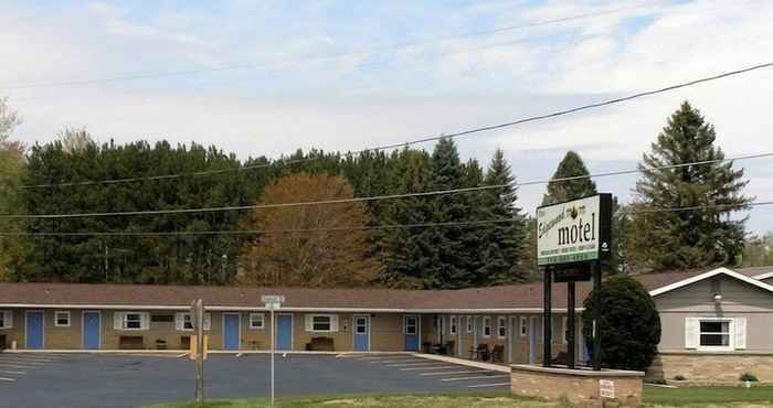 อื่นๆ The Edgewood Motel