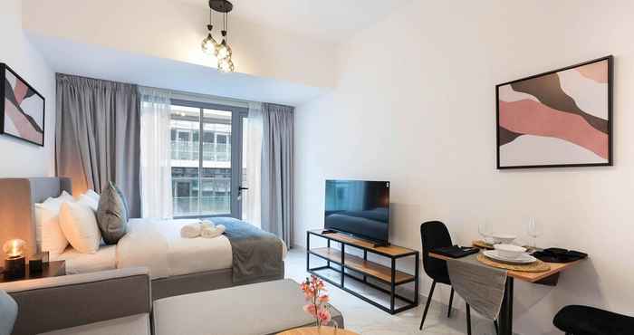 Lainnya Spacious Studio in Oasis 714