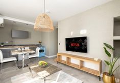 其他 2 Wolf Suites