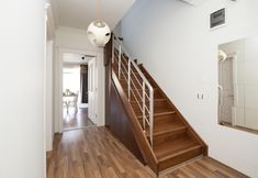 其他 5 Wolf Suites