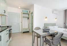 Khác 3 Sea Mist Suites