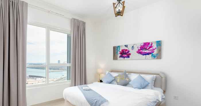 Lainnya Stylish 1 Bedroom in Marina Blue