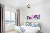 Lainnya Stylish 1 Bedroom in Marina Blue