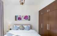 Others 5 Stylish 1 Bedroom in Marina Blue