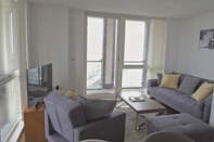 Others 1 Bed Penthouse Waterfront South Parking 10th F