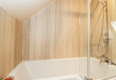 Others 7 The Wool Barn