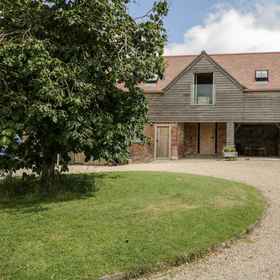 Primary image1The Wool Barn,厄普顿洛弗尔飯店