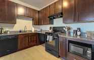 Others 2 Milwaukee Beautiful Family 2BD 2BA Downtown Apartment