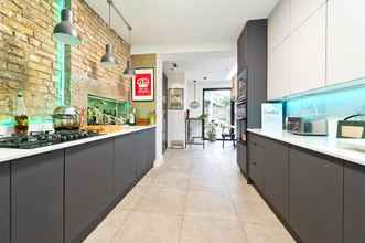 Lain-lain 4 Stunning one Bedroom Flat With Large Terrace in Chiswick by Underthedoormat