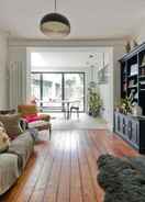 ภาพหลัก Stunning one Bedroom Flat With Large Terrace in Chiswick by Underthedoormat