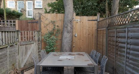 Others 2 Spacious two Bedroom Maisonette With Private Garden in Balham by Underthedoormat