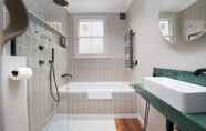 Others 6 Spacious two Bedroom Maisonette With Private Garden in Balham by Underthedoormat