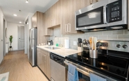 Others 4 Arlington Designer Studio Apartment