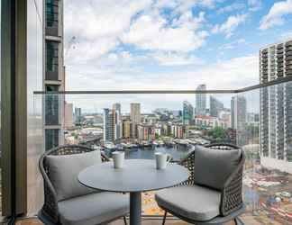 Lain-lain 2 Deluxe two Bedroom Apartment in London s Canary Wharf