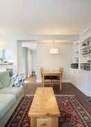 ภาพหลัก Attractive Apartment With Private Patio in Fashionable Fulham by Underthedoormat