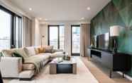 Others 2 Fabulous One Bedroom Apartment in Exclusive Canary Wharf