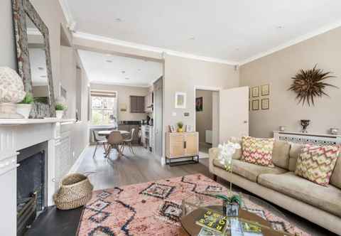 Others Mar-07 Marjorie Homely and Stylish 2 bed in Battersea Clapham