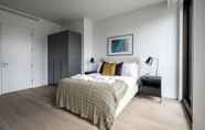 Others 3 Stylish Studio Apartment With River Views in London s Bustling Docklands