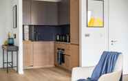 Others 6 Stylish Studio Apartment With River Views in London s Bustling Docklands