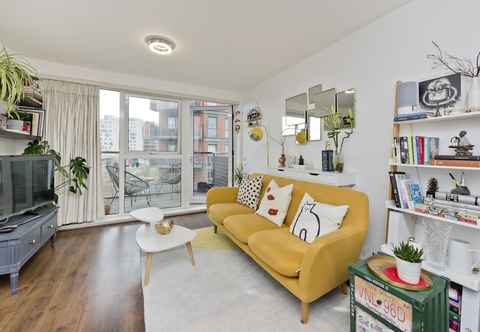 Others Bright Greenwich Flat Near Canary Wharf by Underthedoormat